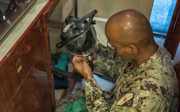 VR-1 Sailors complete C-37A pre-flight safety check