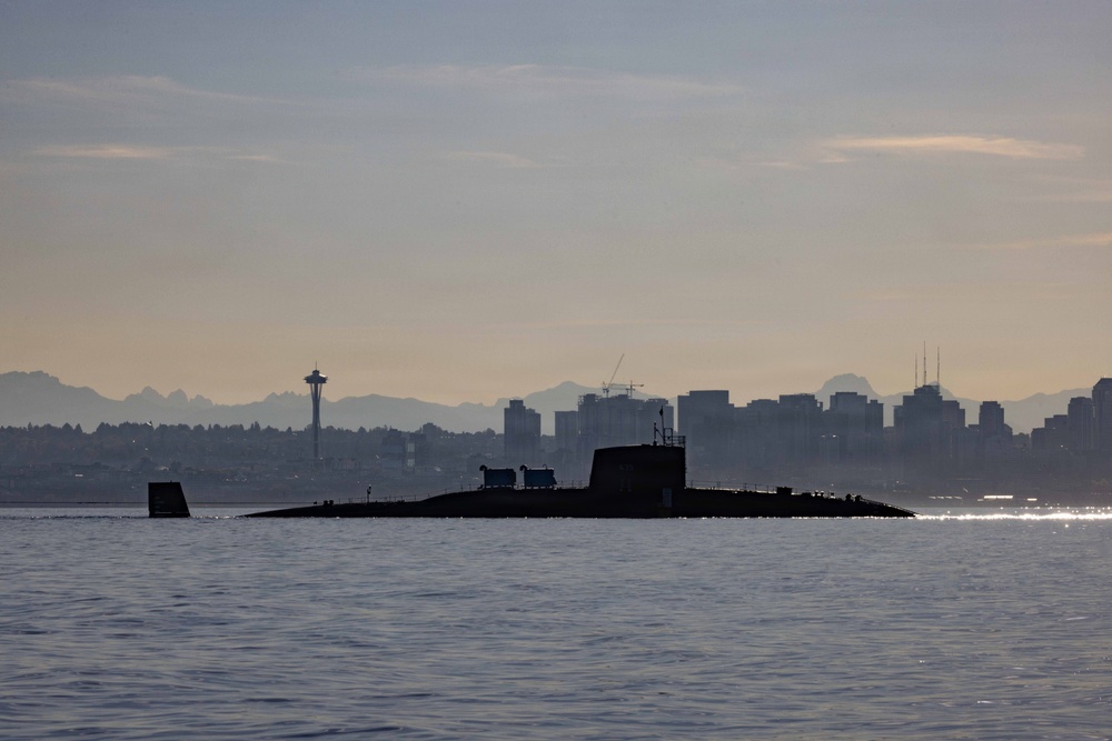 The former USS Sam Rayburn (SSBN 635), now MTS Rayburn, departs Seattle for the final time.