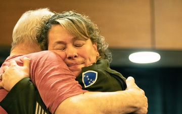 Beloved, longest serving AKNG command senior enlisted leader Small hands reigns to Phlegar, celebrates retirement