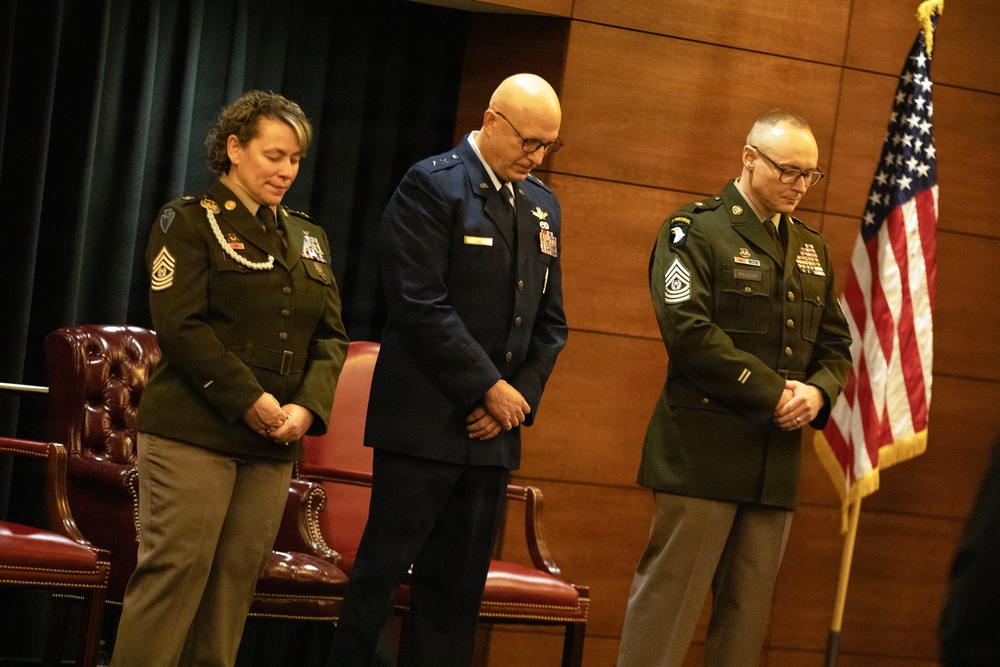 AKNG command senior enlisted leader Small hands reigns to Phlegar, celebrates retirement