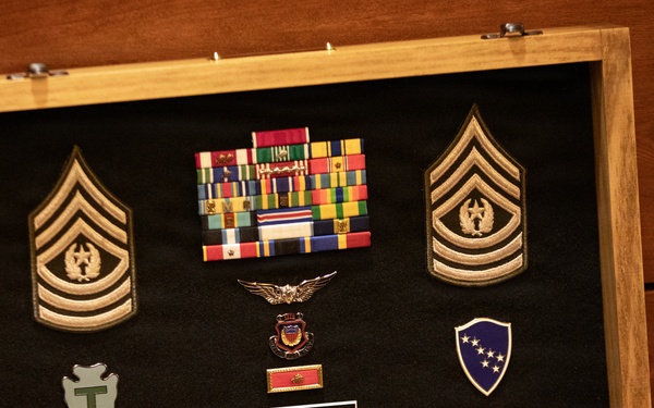 AKNG command senior enlisted leader Small hands reigns to Phlegar, celebrates retirement