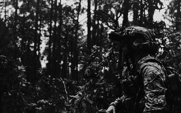 Special Operations Forces Train With Conventional Units During Validation Exercise