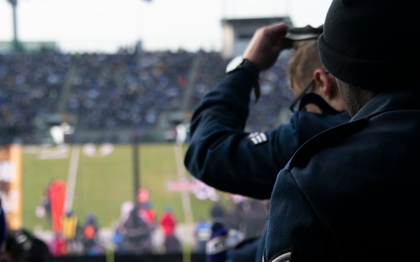 89th Airlift Wing conducts Ravens game flyover