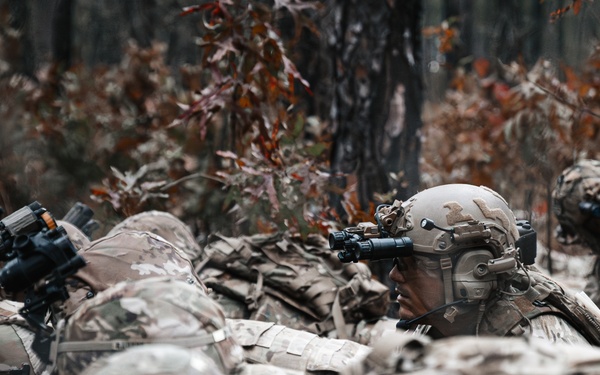 Special Operations Forces Train With Conventional Units During Validation Exercise