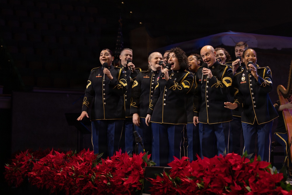 US Army Band performs American Holiday Festival