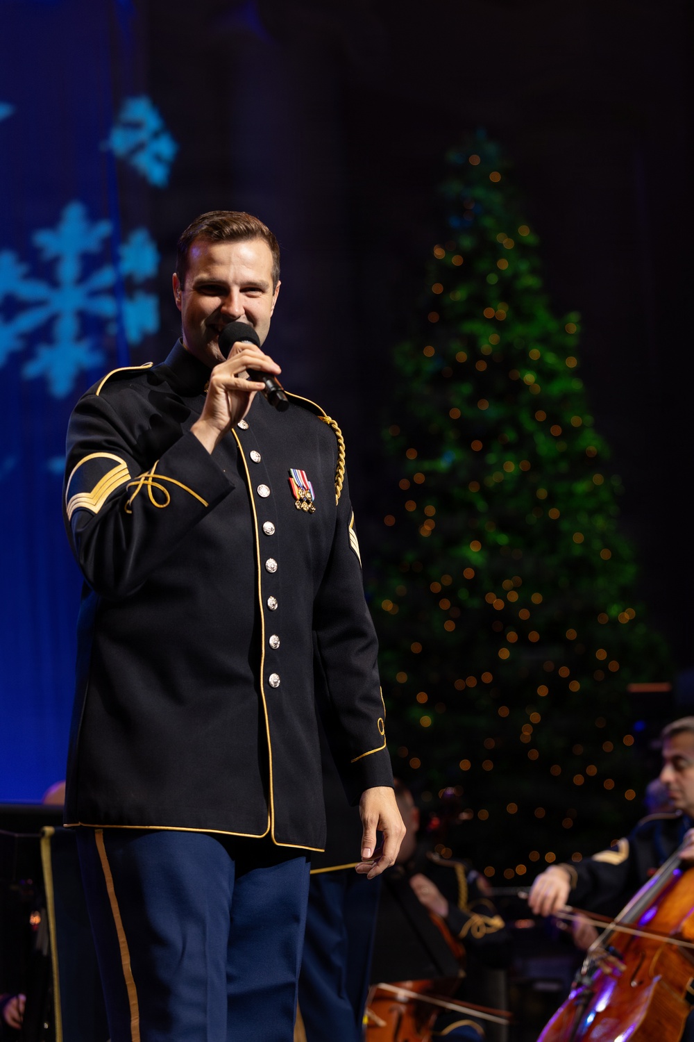 US Army Band performs American Holiday Festival