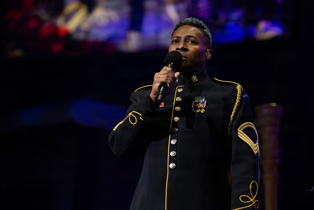 US Army Band performs American Holiday Festival