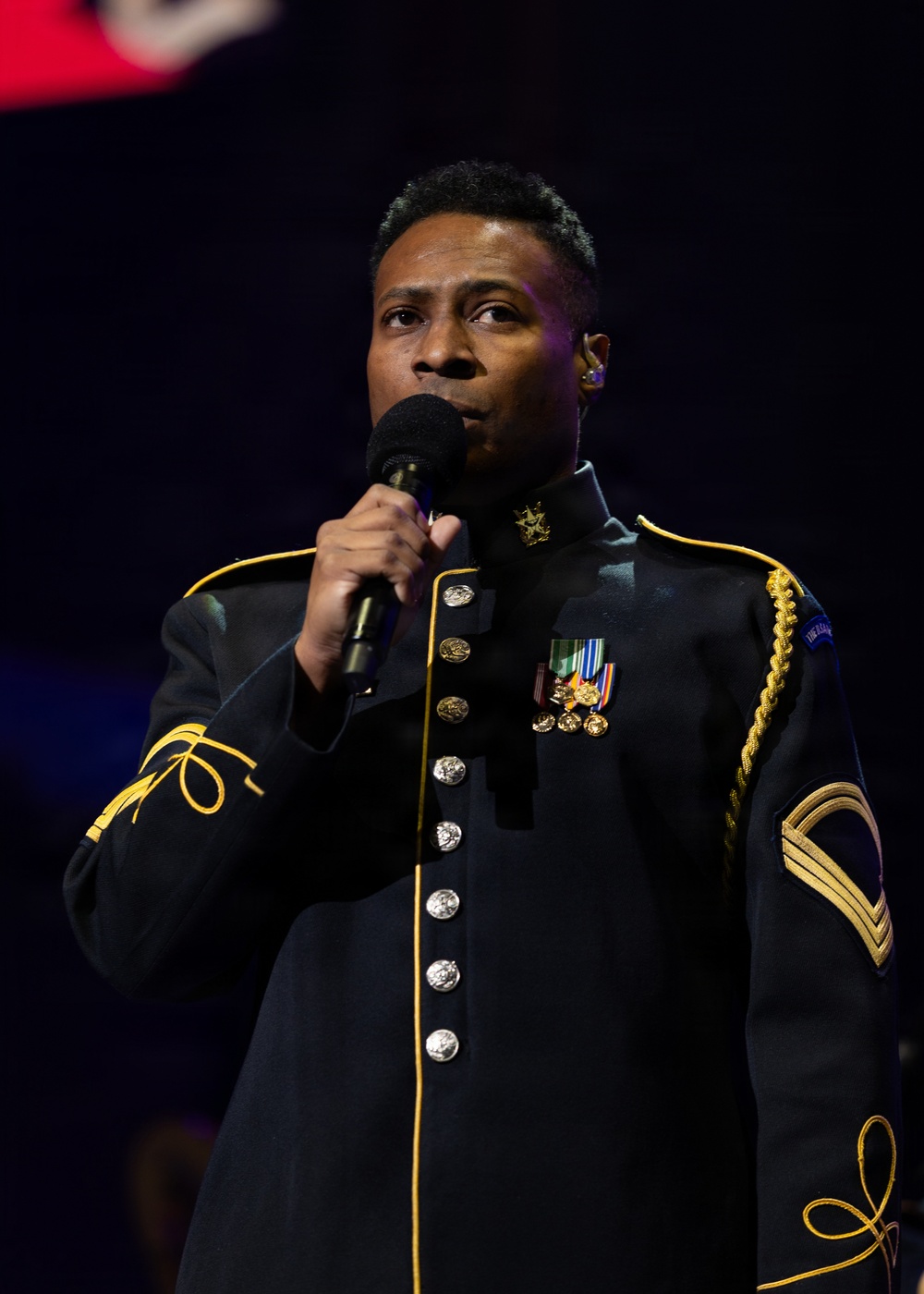 US Army Band performs American Holiday Festival