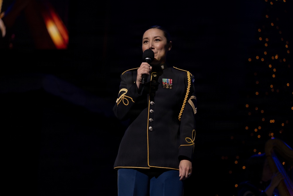 US Army Band performs American Holiday Festival