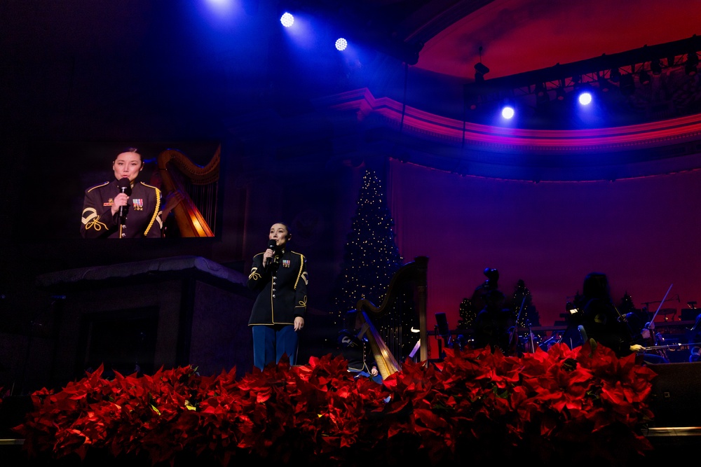 US Army Band performs American Holiday Festival