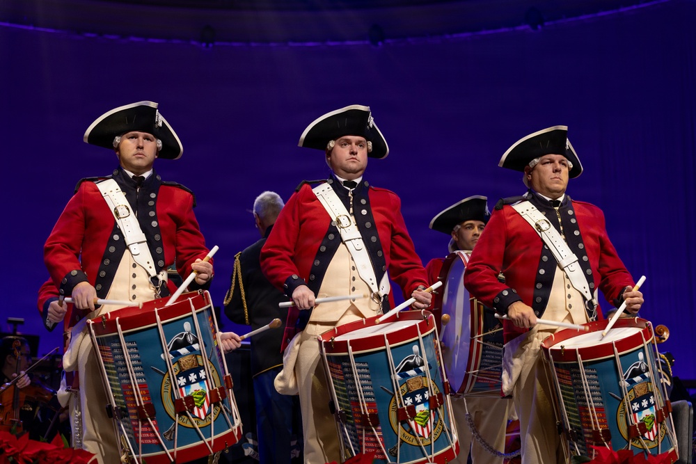 US Army Band performs American Holiday Festival