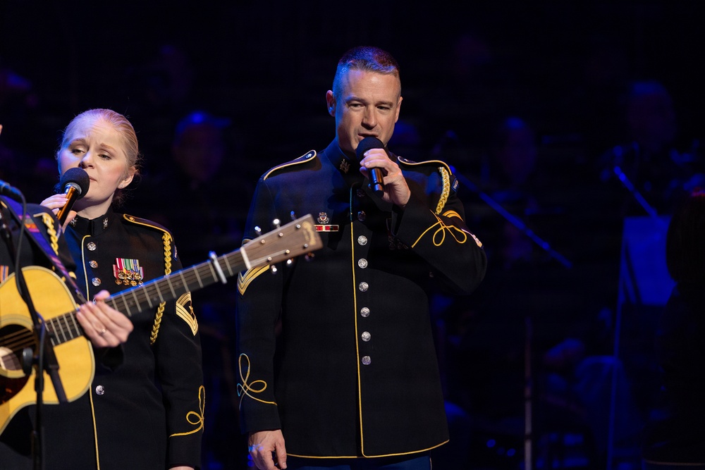US Army Band performs American Holiday Festival