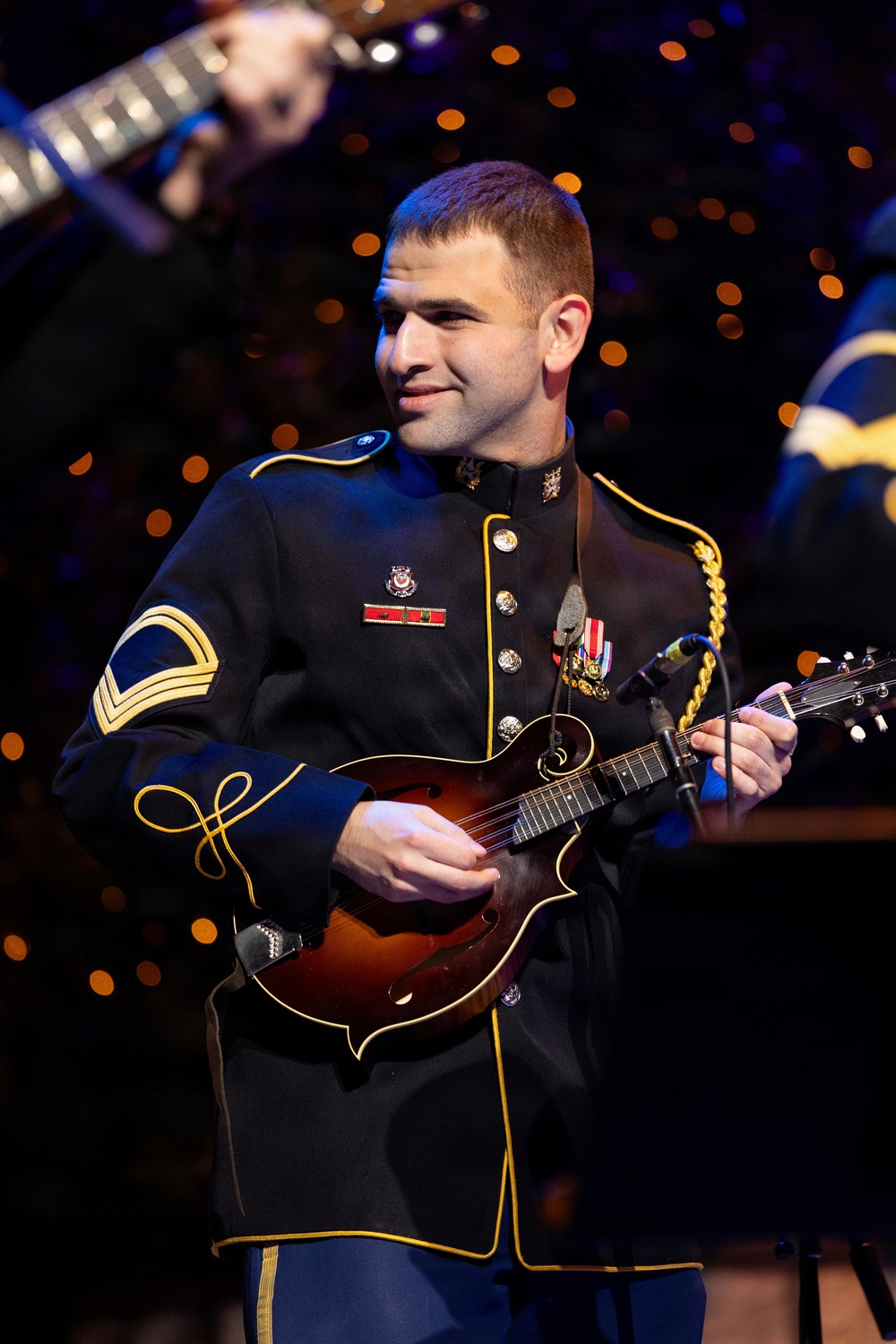 US Army Band performs American Holiday Festival