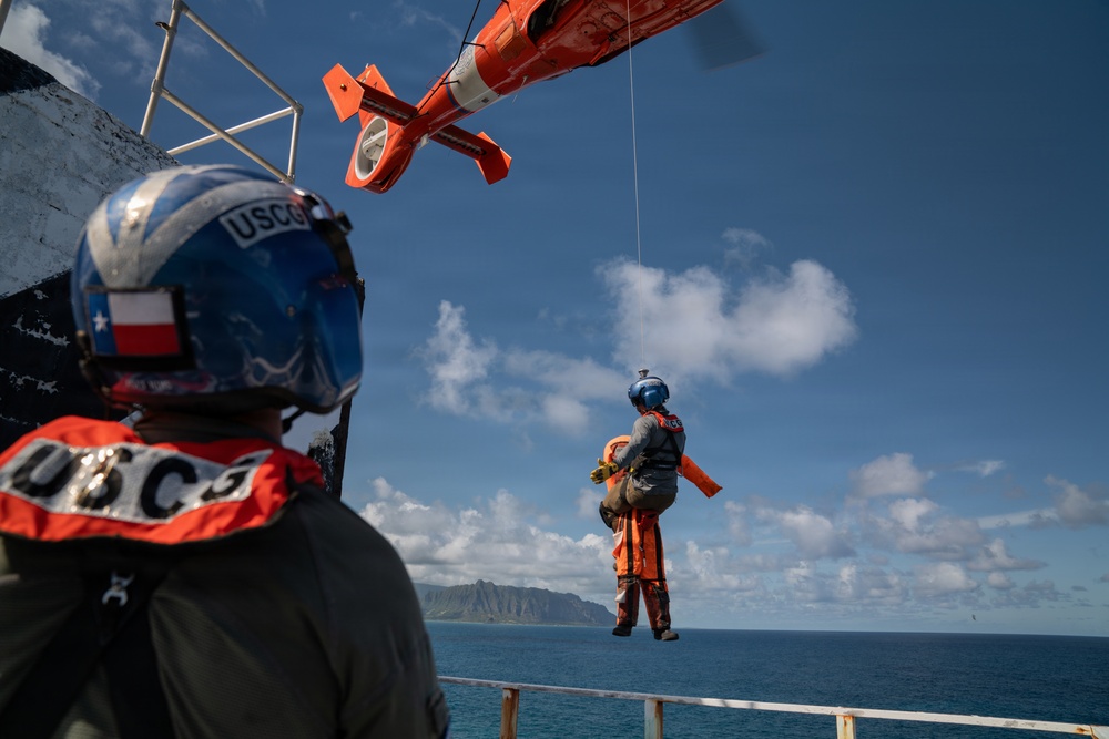 U.S. Coast Guard Air Station Barbers Point conducts cliffside training