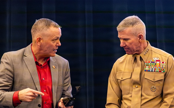The Commandant, Gen. Eric M. Smith speaks with the U.S. Marine Corps Department of Aviation Graybeards