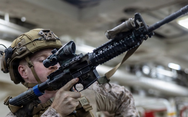 22nd MEU(SOC) | LAR Marines Conduct Dry Fire Training