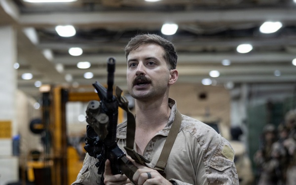 22nd MEU(SOC) | LAR Marines Conduct Dry Fire Training