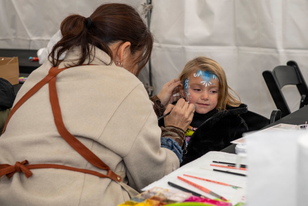 CFAY MWR Tree Lighting Ceremony on Main Base