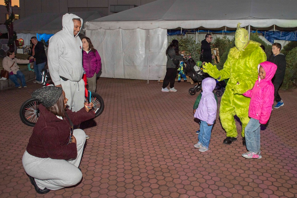 CFAY MWR Tree Lighting Ceremony on Main Base