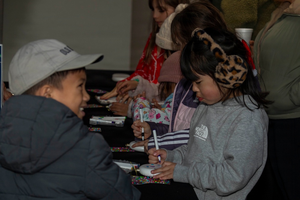 CFAY MWR Tree Lighting Ceremony on Main Base