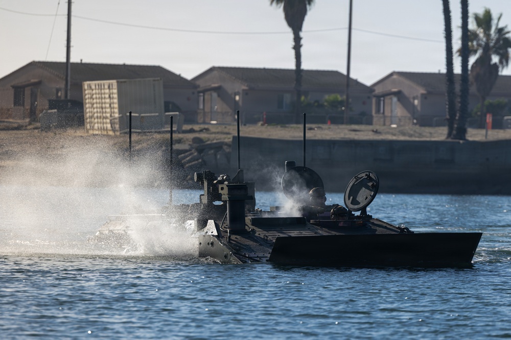 11th MEU Conducts ACV Water Integration Training Program and Surf Qualification