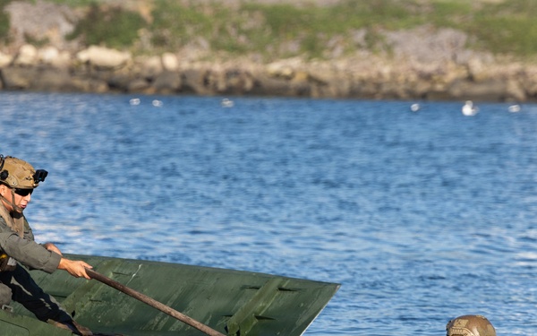 11th MEU Conducts ACV Water Integration Training Program and Surf Qualification