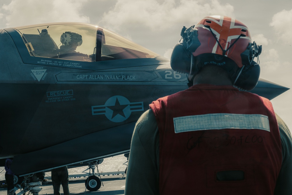 31st MEU | F-35B Fight Operations aboard USS Tripoli