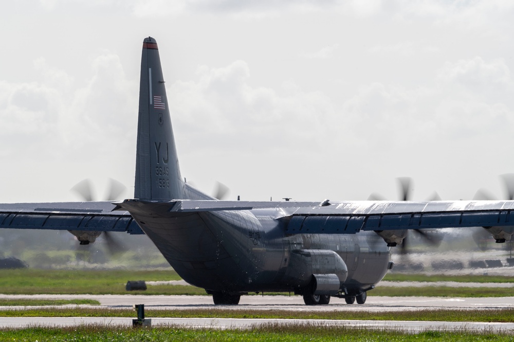 Yokota C-130Js conduct post-flight wash during OCD25