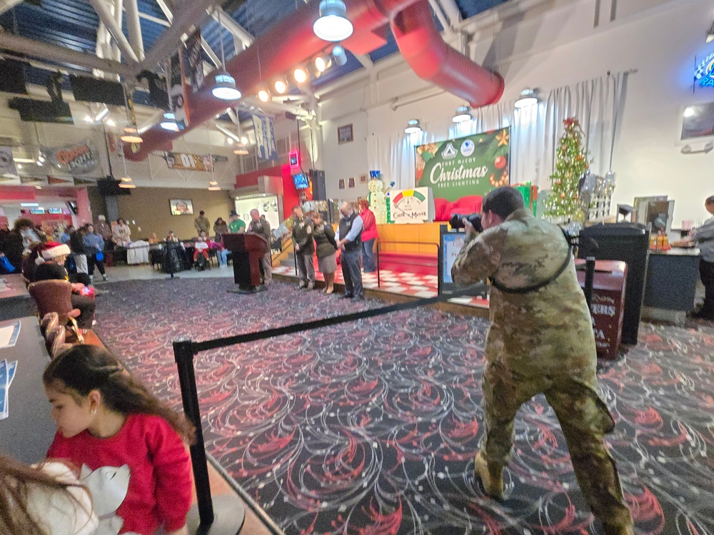 Fort McCoy kicks off holiday season with 2025 Tree Lighting Ceremony