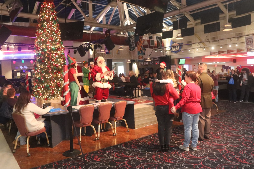 Fort McCoy kicks off holiday season with 2025 Tree Lighting Ceremony