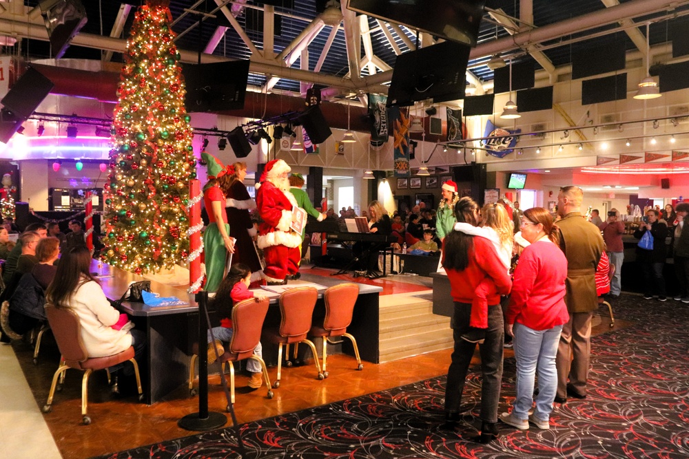 Fort McCoy kicks off holiday season with 2025 Tree Lighting Ceremony