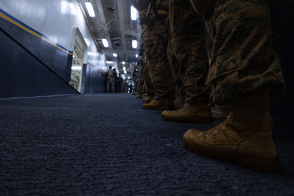 31st MEU | Lima company conducts call away drills