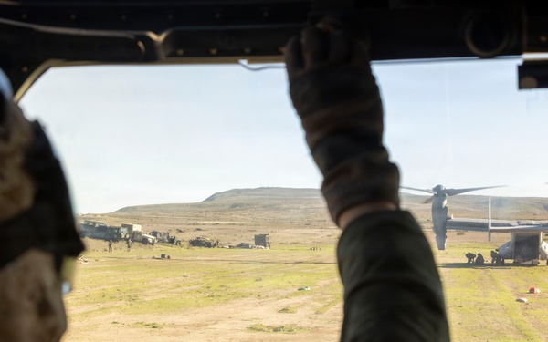 Steel Knight 25: Greyhawks conduct ADGR, troop transport