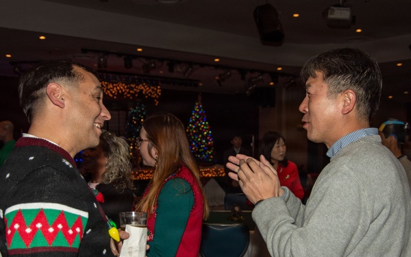 NAF Atsugi’s Holiday Reception
