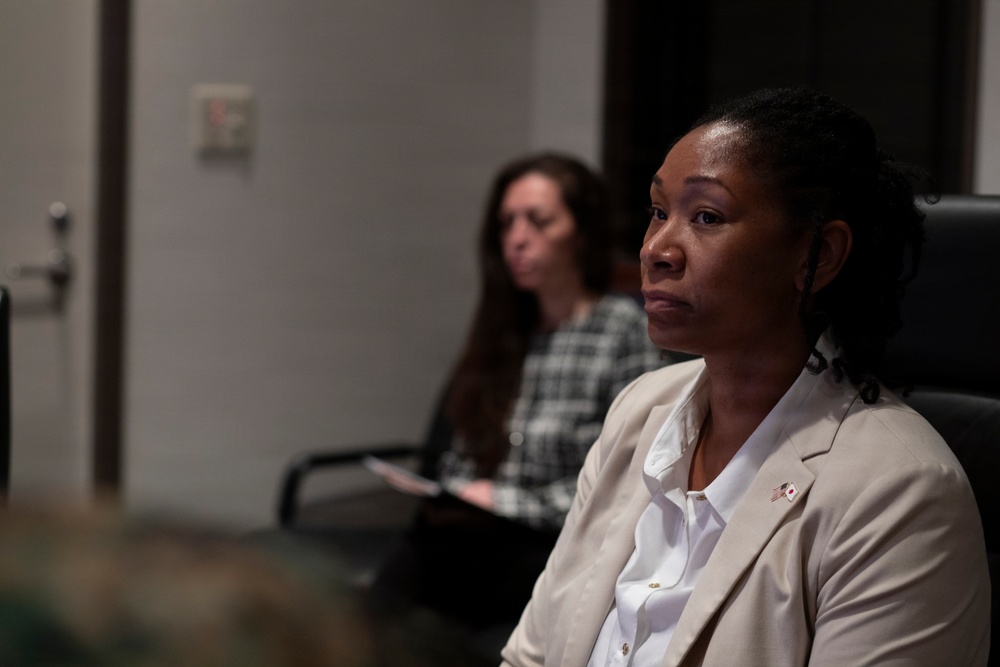 U.S. Consulate Fukuoka leadership visits MCAS Iwakuni