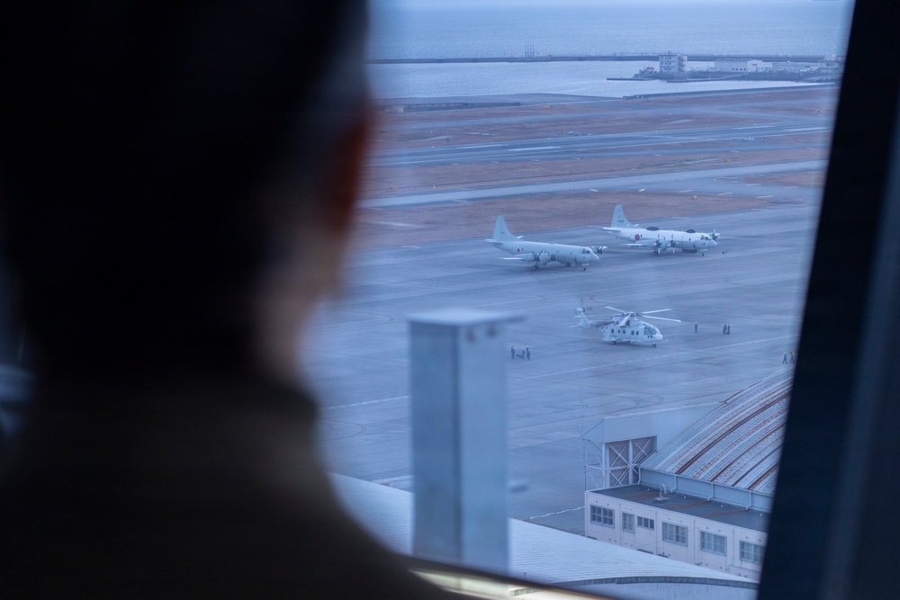 U.S. Consulate Fukuoka leadership visits MCAS Iwakuni