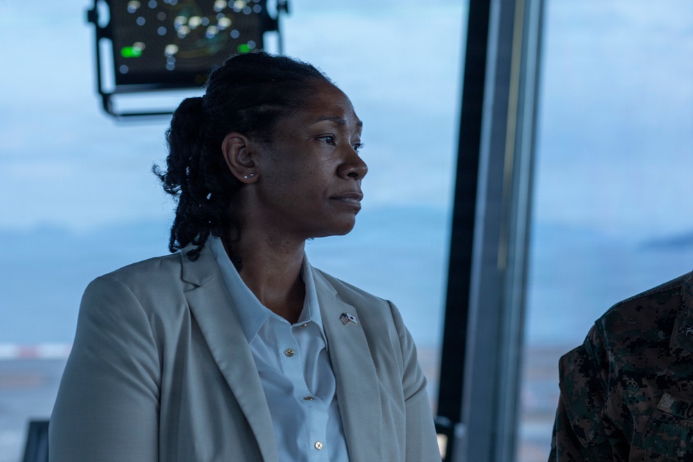 U.S. Consulate Fukuoka leadership visits MCAS Iwakuni