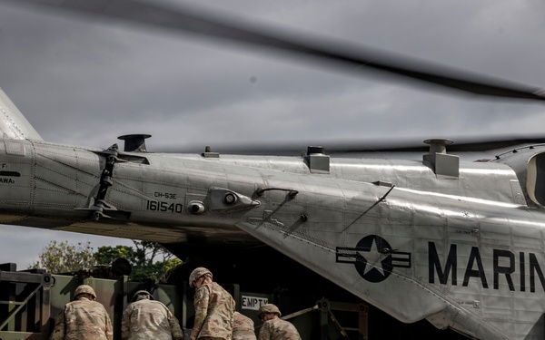 31st MEU | Marine Medium Tiltrotor Squadron (VMM) 265 (Rein.) ordnance load rehearsal