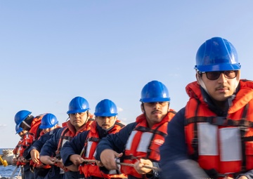 USS Dewey Completes a Replenishment-at-Sea with USS George Washington