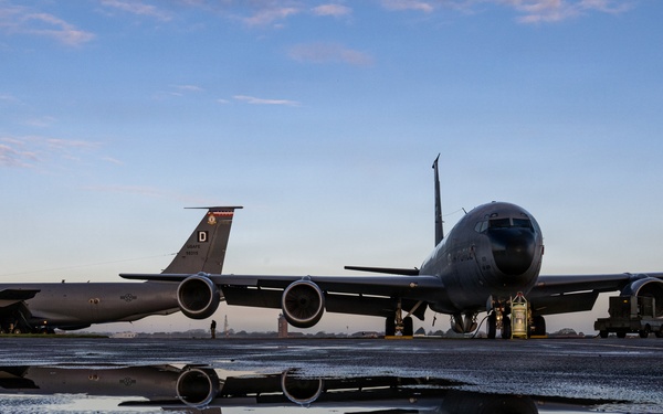 Stronger together: 100th ARW, 48th FW