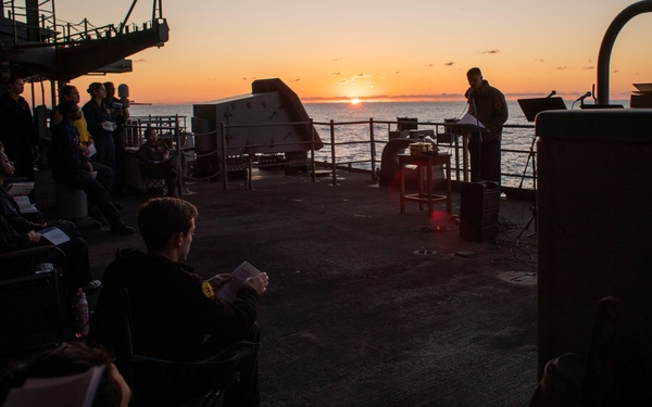 George Washington Sailors Conduct Sunrise Service