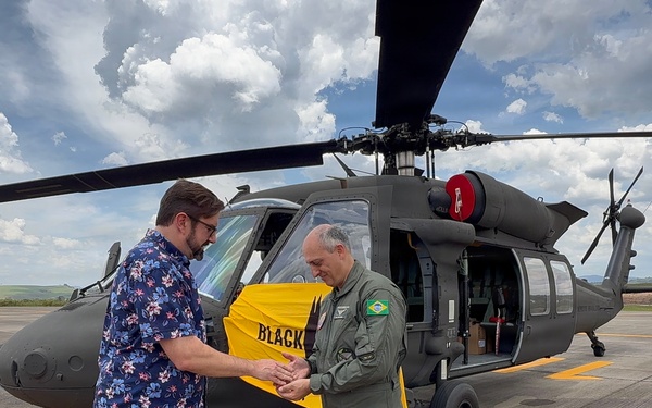 Brazil receives Black Hawk helicopter
