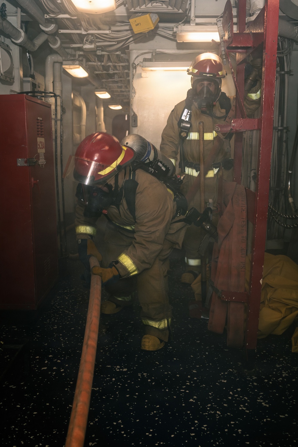 USS Gunston Hall (LSD 44) 8010