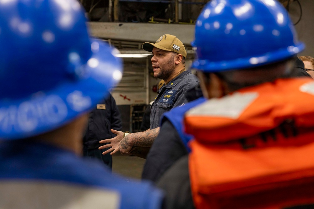Kearsarge Conducts Well Deck Operation