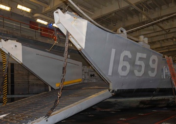 Kearsarge Conducts Shoring Evolution