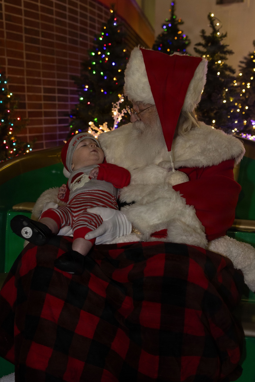 Christmas Tree Lighting Cherry Point