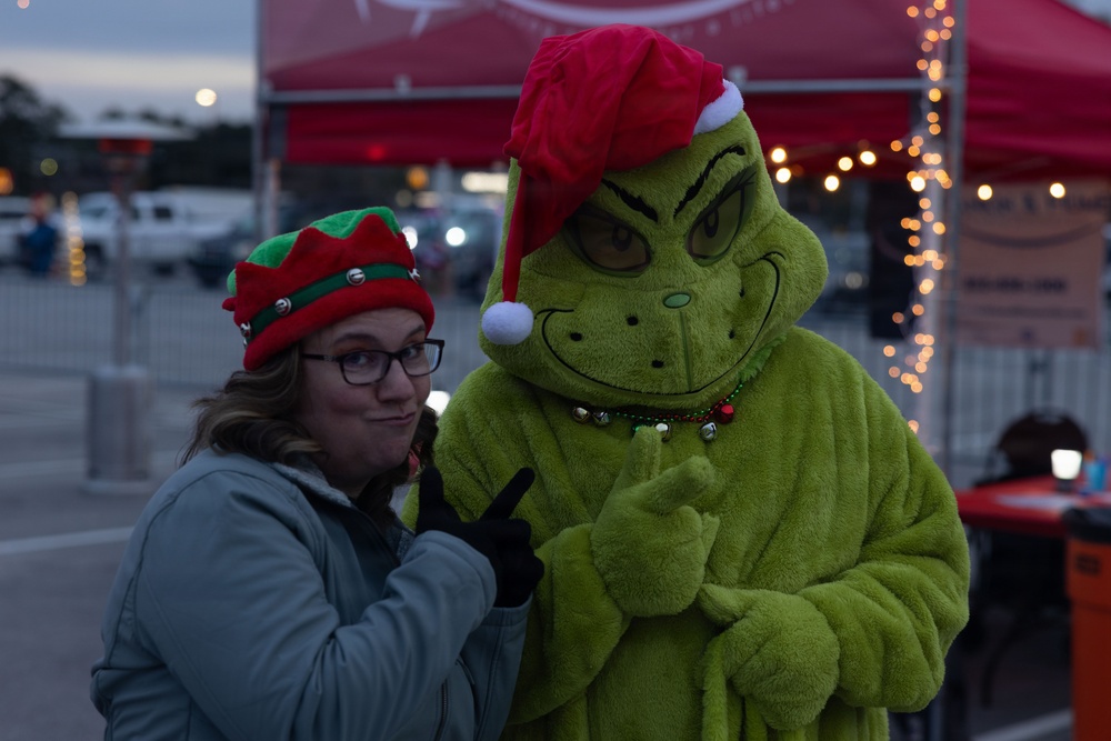 Christmas Tree Lighting Cherry Point