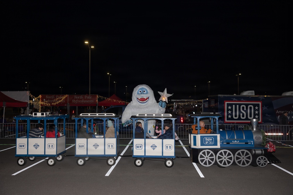 Christmas Tree Lighting Cherry Point