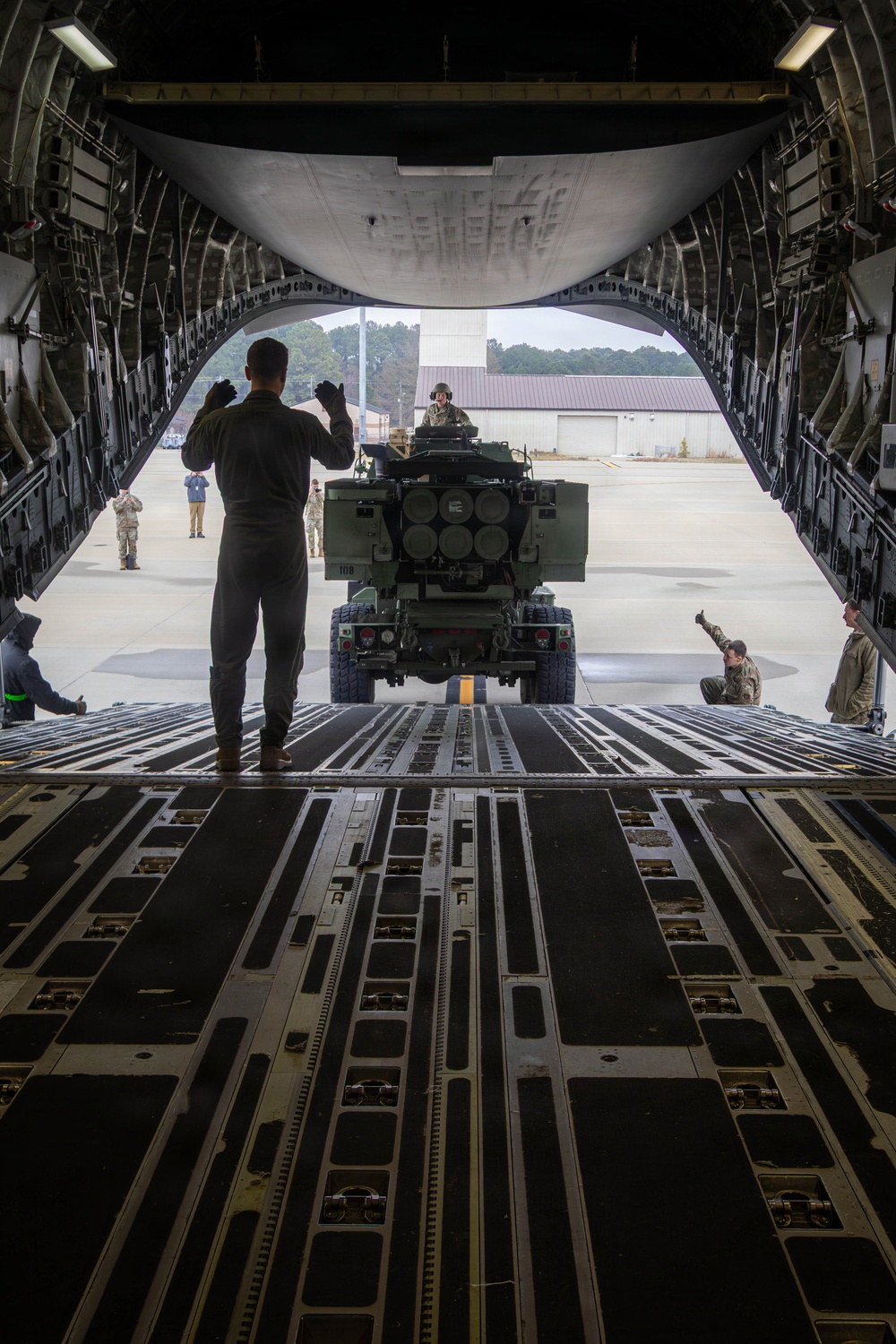 Scarlet Dragon Air-load HIMARS