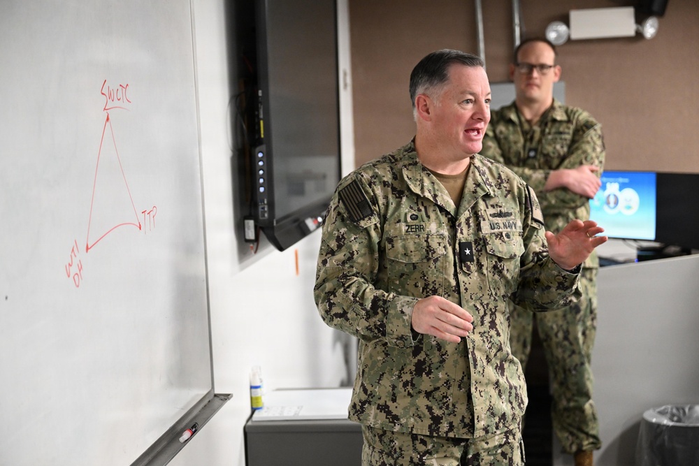 Commander, Naval Surface Mine Warfighting Development Center Visits Surface Warfare Technical Division and Surface Combat Systems Training Command